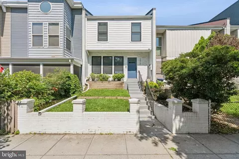 Exterior - 1510 Montello Ave NE, Washington, DC 20002 photo 4 of 7