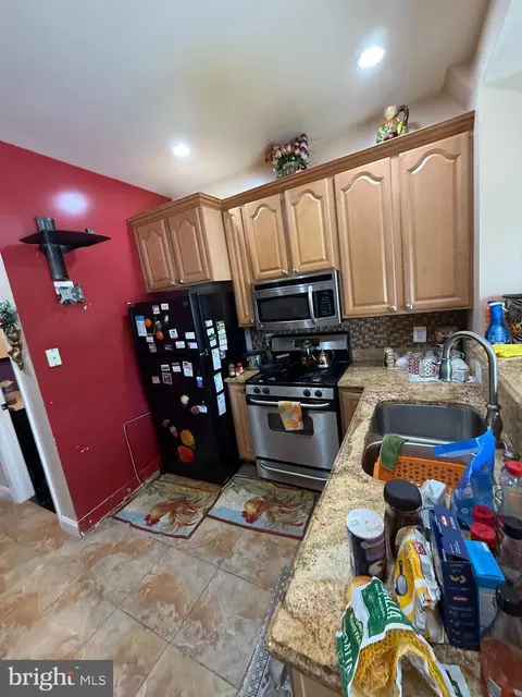 Kitchen - 1121 8th St NE, Washington, DC 20002 photo 1 of 3