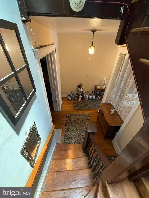 Entry Way - 1121 8th St NE, Washington, DC 20002 photo 9 of 11