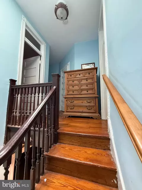 Entry Way - 1121 8th St NE, Washington, DC 20002 photo 6 of 11