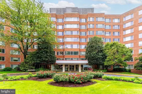 4000 Tunlaw Rd NW #603, Washington, DC 20007