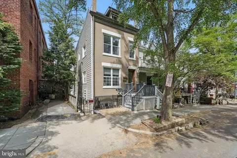 2300 17th St NW, Washington, DC 20009