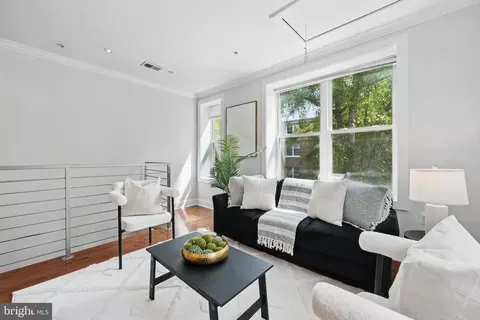 2300 17th St NW, Washington, DC 20009 photo 6
