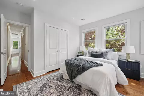 2300 17th St NW, Washington, DC 20009 photo 15
