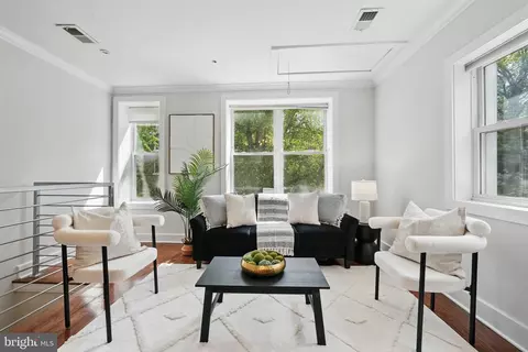 2300 17th St NW, Washington, DC 20009 photo 2