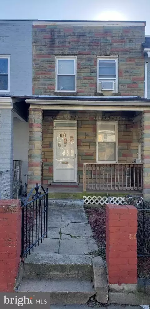 1831 L St NE, Washington, DC 20002