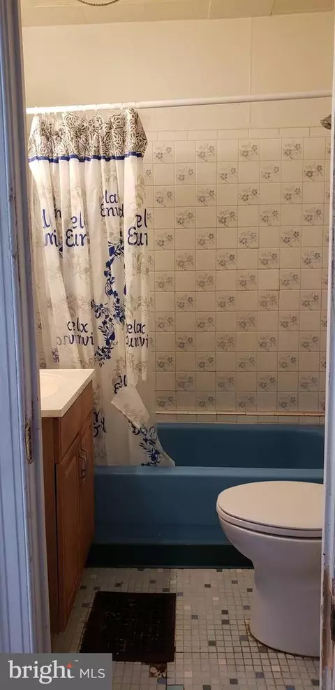 1831 L St NE, Washington, DC 20002 photo 6