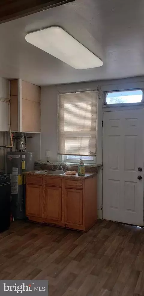 1831 L St NE, Washington, DC 20002 photo 11