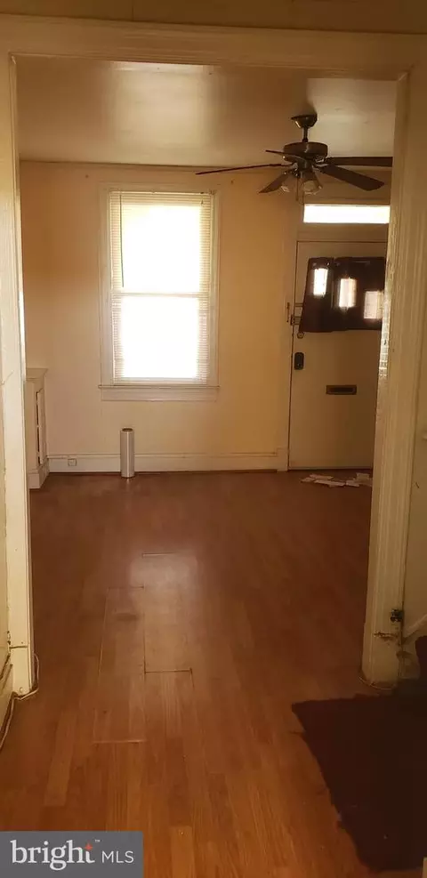 1831 L St NE, Washington, DC 20002 photo 3