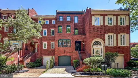 3927 Georgetown Ct NW, Washington, DC 20007