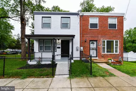 711 57th Pl NE, Washington, DC 20019