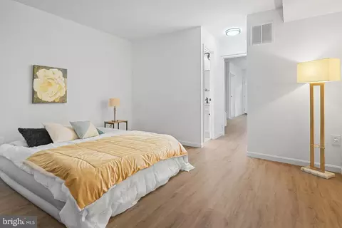 Bedroom - 337 11th St SE, Washington, DC 20003 photo 3 of 10