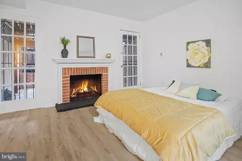 Bedroom - 337 11th St SE, Washington, DC 20003 photo 2 of 10