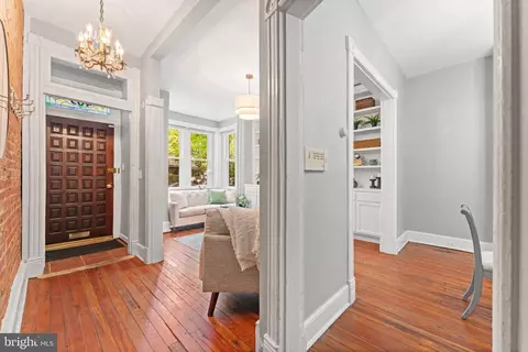 403 Kentucky Ave SE, Washington, DC 20003 photo 4