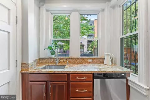 403 Kentucky Ave SE, Washington, DC 20003 photo 16