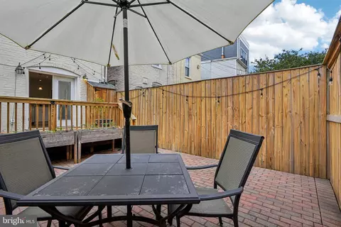 300 15th St SE, Washington, DC 20003 photo 26