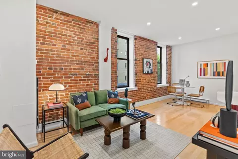 1615 Q St NW #214, Washington, DC 20009