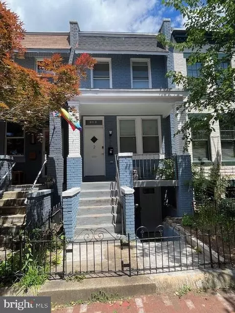Exterior - 906 I St SE #2, Washington, DC 20003 photo 1 of 1