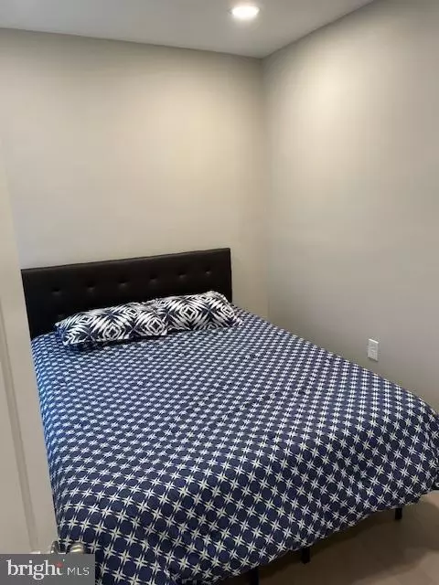 Bedroom - 906 I St SE #2, Washington, DC 20003 photo 1 of 4
