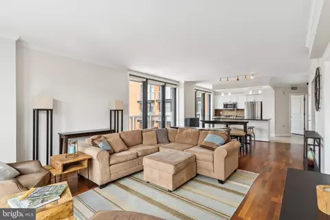 Living - 616 E Street St NW #1114, Washington, DC 20004 photo 2 of 2