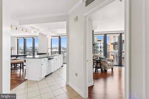 Entry Way - 616 E Street St NW #1114, Washington, DC 20004 photo 1 of 13