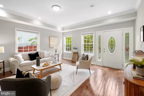 1122 45th St NE, Washington, DC 20019 photo 7