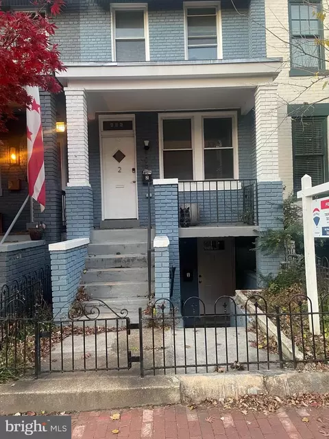 Exterior - 906 I St SE #1, Washington, DC 20003 photo 2 of 2