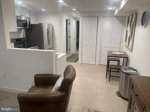 Other - 906 I St SE #1, Washington, DC 20003 photo 4 of 11