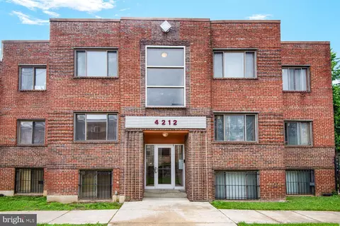 4212 Benning Rd NE #5, Washington, DC 20019