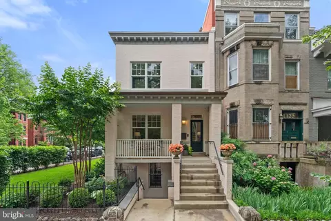 1127 E Capitol St SE, Washington, DC 20003 photo 76