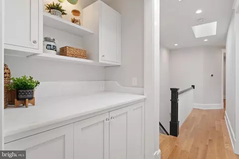 1127 E Capitol St SE, Washington, DC 20003 photo 46