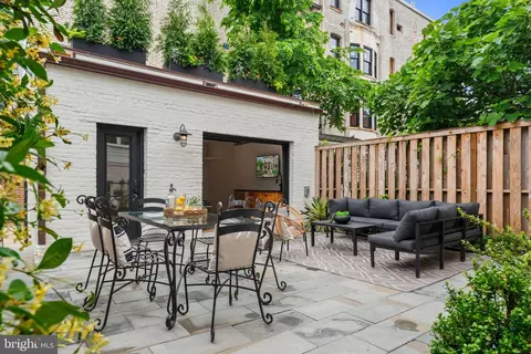 1127 E Capitol St SE, Washington, DC 20003 photo 69