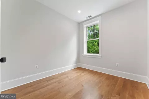 1127 E Capitol St SE, Washington, DC 20003 photo 62