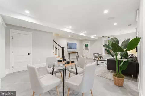 1127 E Capitol St SE, Washington, DC 20003 photo 41