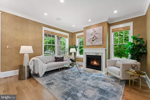 1127 E Capitol St SE, Washington, DC 20003 photo 8