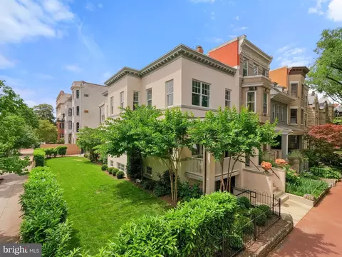 1127 E Capitol St SE, Washington, DC 20003