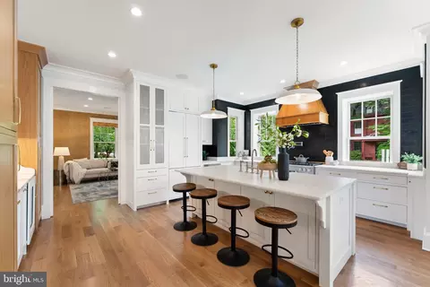 1127 E Capitol St SE, Washington, DC 20003 photo 12