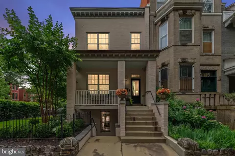 1127 E Capitol St SE, Washington, DC 20003 photo 75