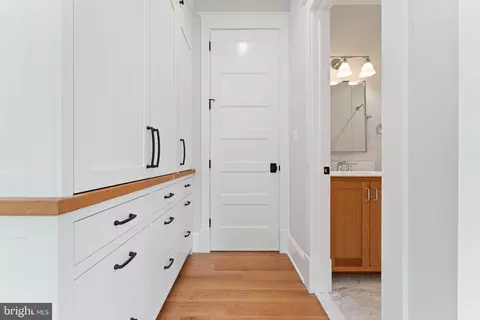 1127 E Capitol St SE, Washington, DC 20003 photo 66