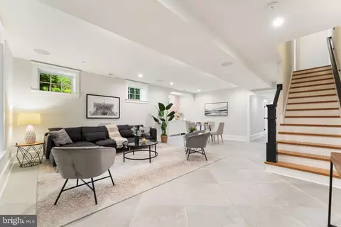 1127 E Capitol St SE, Washington, DC 20003 photo 37