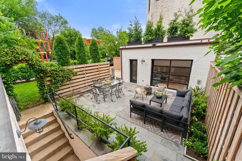 1127 E Capitol St SE, Washington, DC 20003 photo 32
