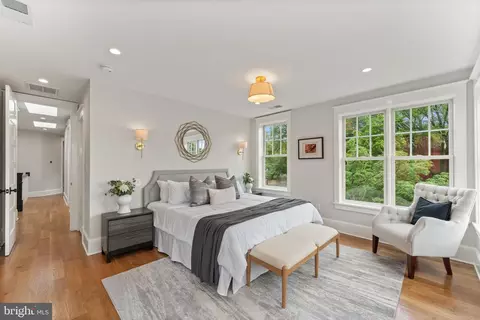 1127 E Capitol St SE, Washington, DC 20003 photo 48