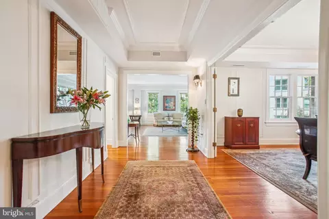 1661 Crescent Pl NW #408, Washington, DC 20009