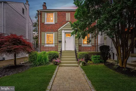 4510 Harrison St NW, Washington, DC 20015