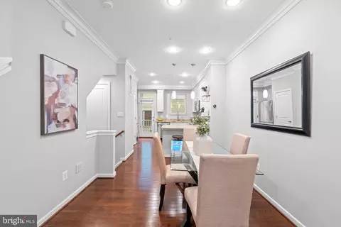 Entry Way - 331 K St SE, Washington, DC 20003 photo 4 of 4