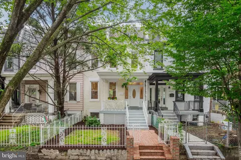 4022 Illinois Ave NW, Washington, DC 20011