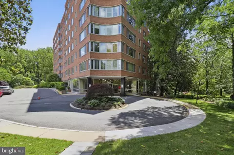 4200 Cathedral Ave NW #317, Washington, DC 20016