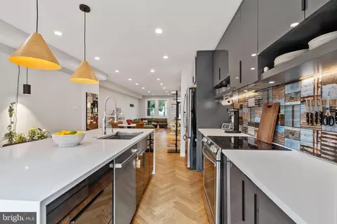 2426 4th St NE, Washington, DC 20002 photo 14