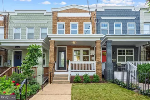 2426 4th St NE, Washington, DC 20002 photo 2