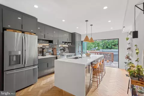 2426 4th St NE, Washington, DC 20002 photo 8